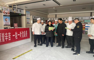 龍港所開展“厲行節(jié)約、反對浪費”文明宣傳活動，服務(wù)糧食市場管理